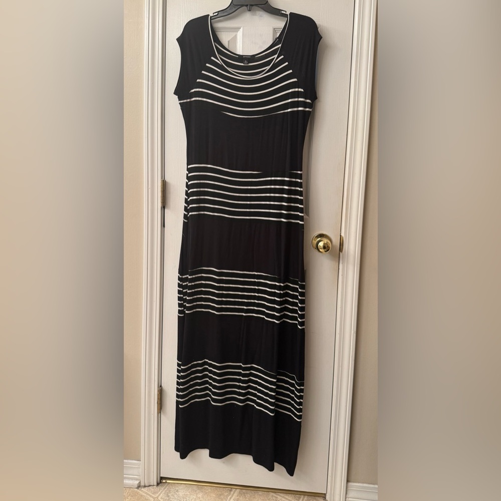 Expresso Women’s Black White Short Sleeve Sheath Maxi Dress XL